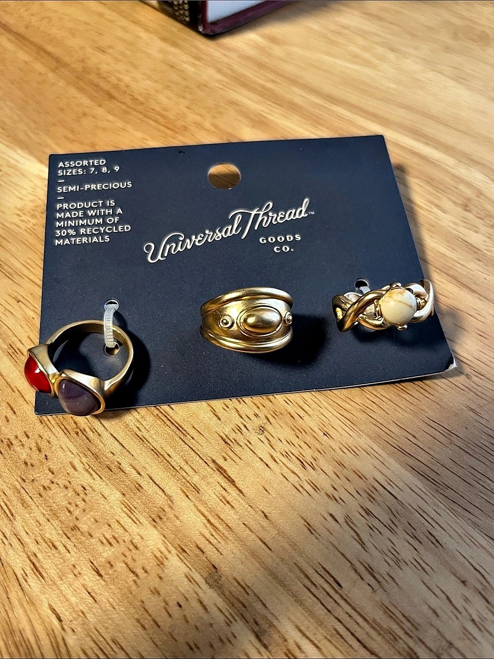 Universal Thread Ring Set Gold & Red NWT